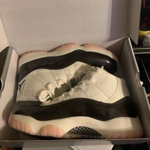 Neapolitan Jordan 11